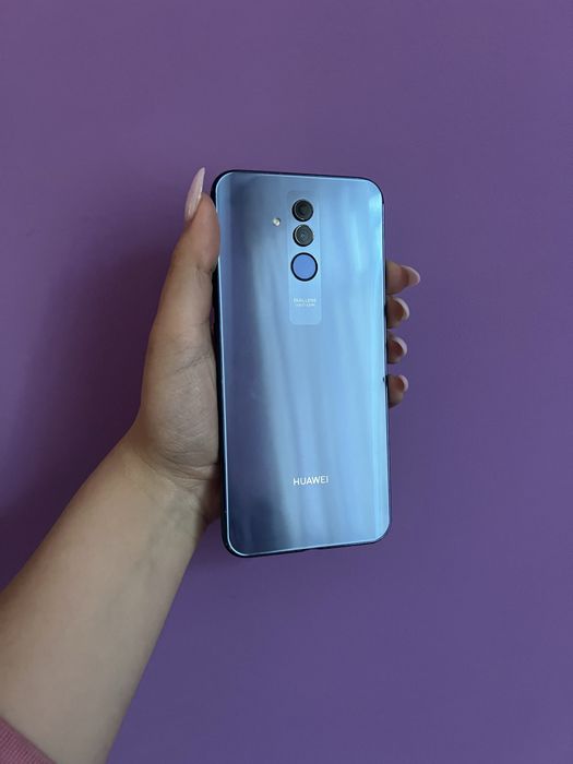 Huawei Mate 20 lite 4/64 в гарному стані. З Європи