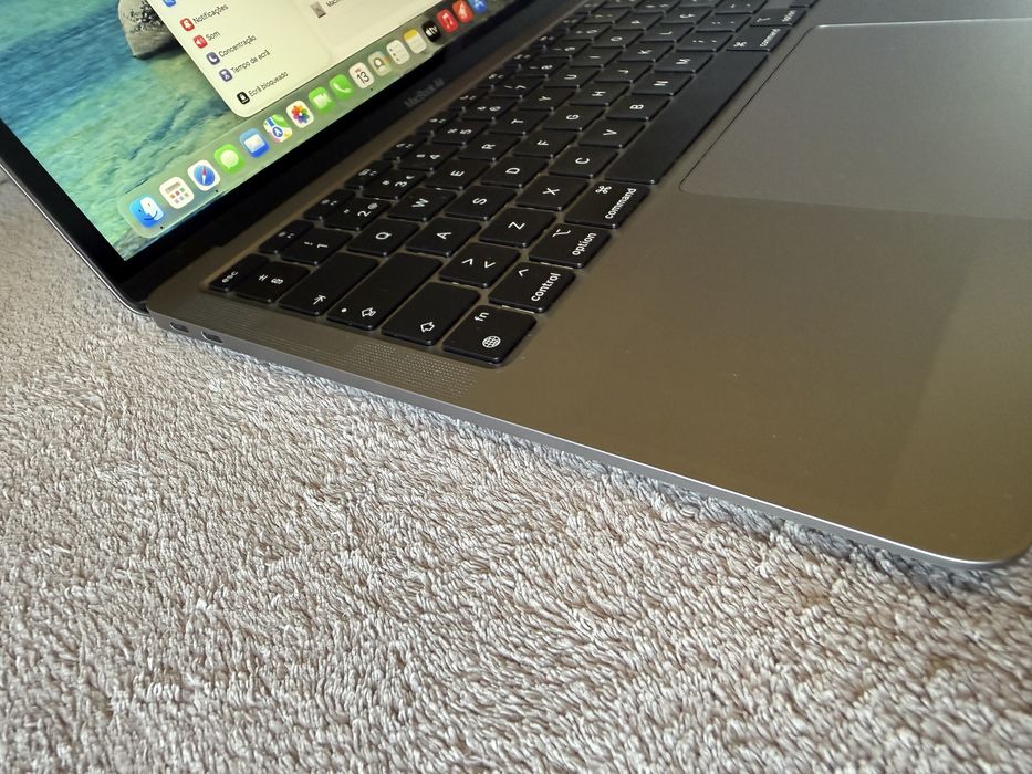 Apple Macbook Air 13” M1 2020