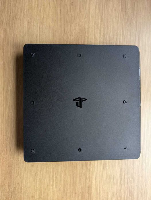 PS4 Slim 1TB 2 Pady Zestaw Gier Ładowarka