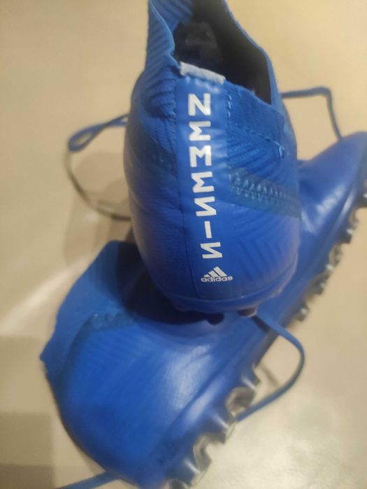 Chuteira Adidas 38 azul