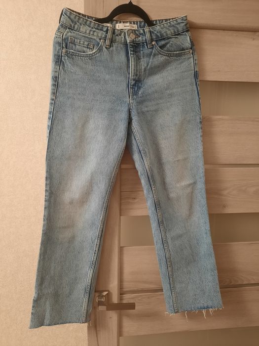 Продам жіночі джиси MNG