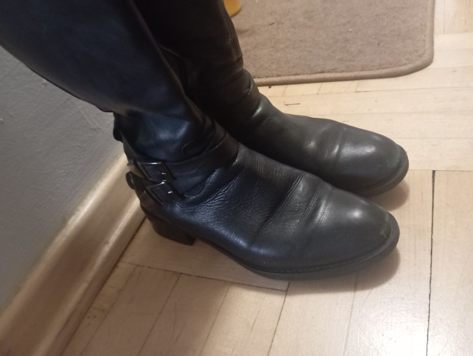 Oddam buty w różnych rozmiarach