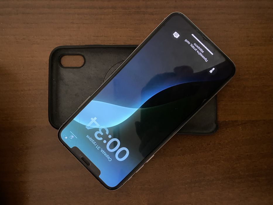 Продам айфон хс макс 64 gb