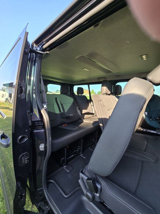 Bus 9 osobowy wynajem