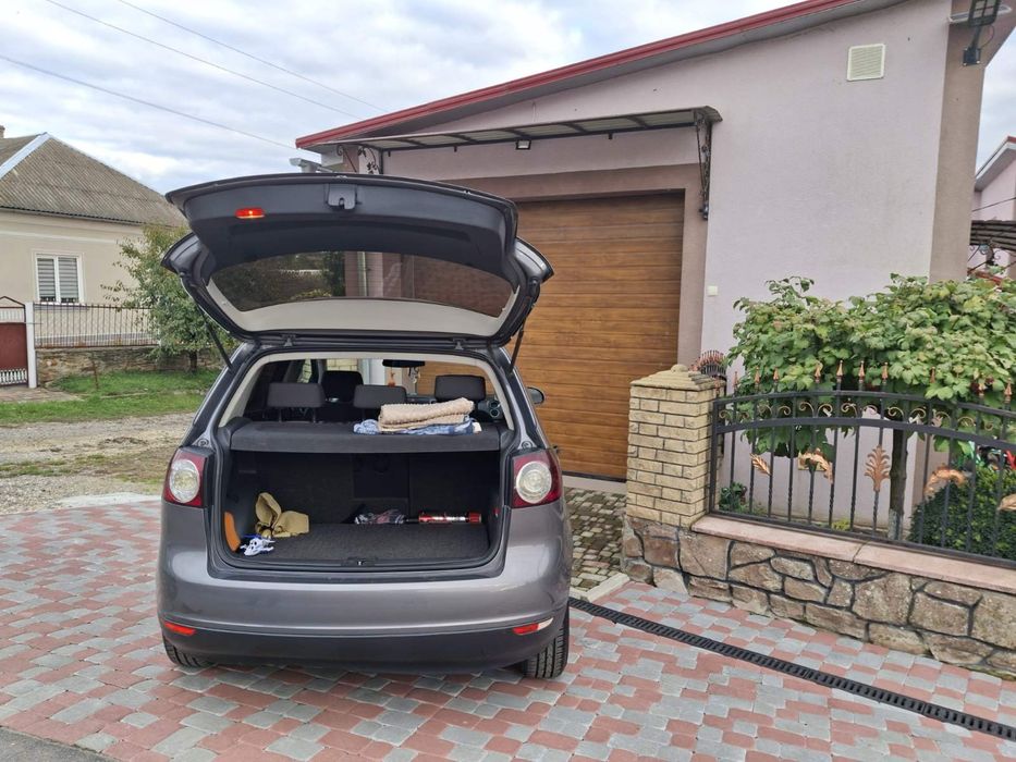 Volkswagen polo plus