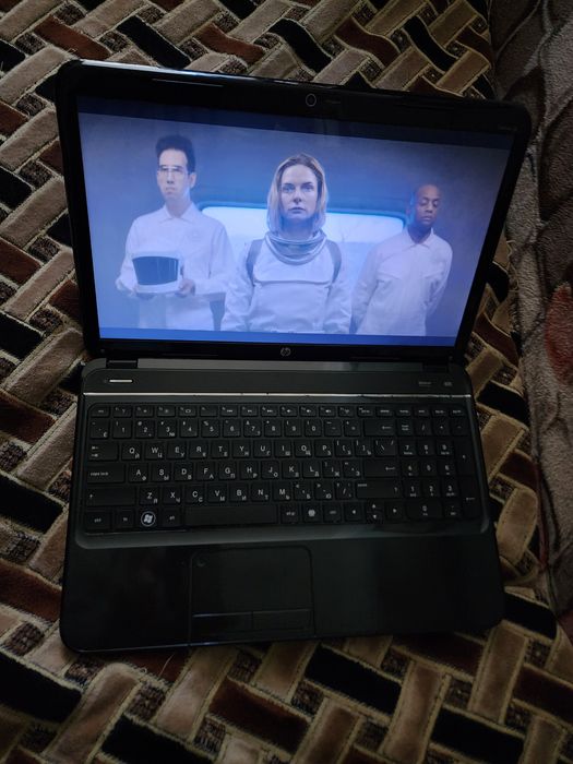 Ноутбук hp pavilion g6 + подарунок