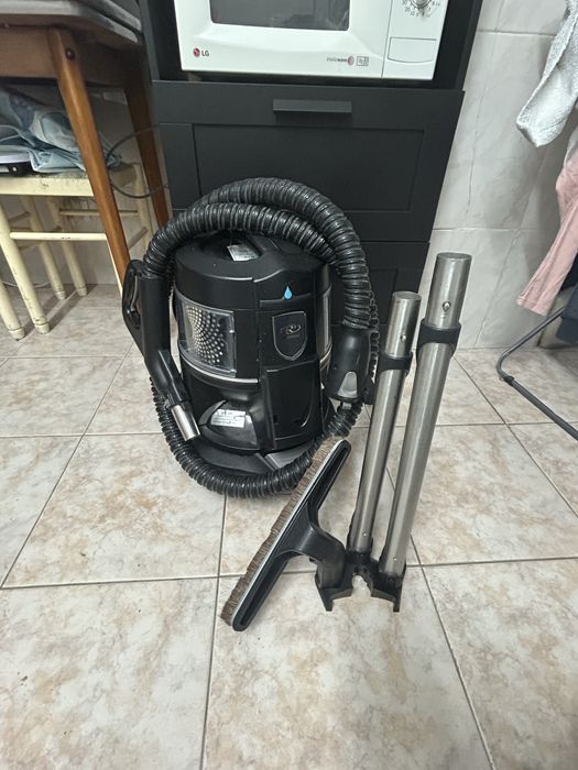 Vende-se Rainbow com accesórios