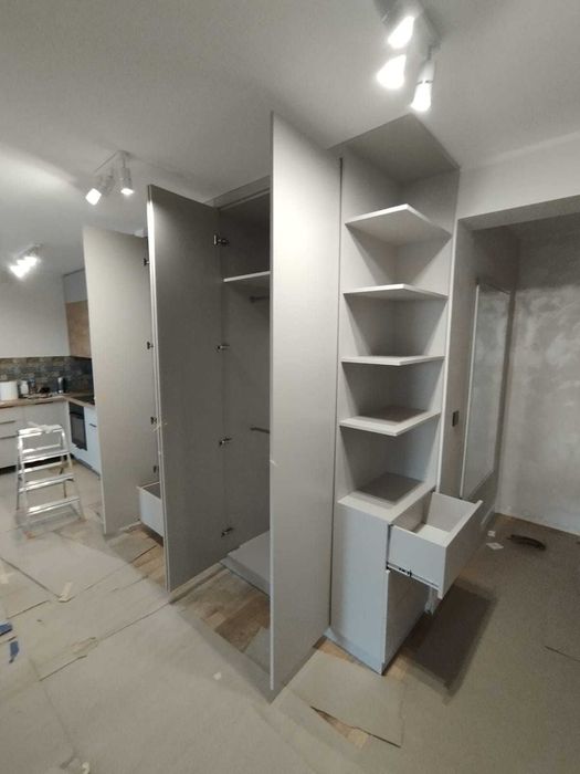 Szafy na wymiar Poznań garderoby szafki