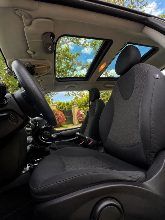 MINI Cooper 1.6 122cv | Tecto Panorâmico | Revisões em Dia