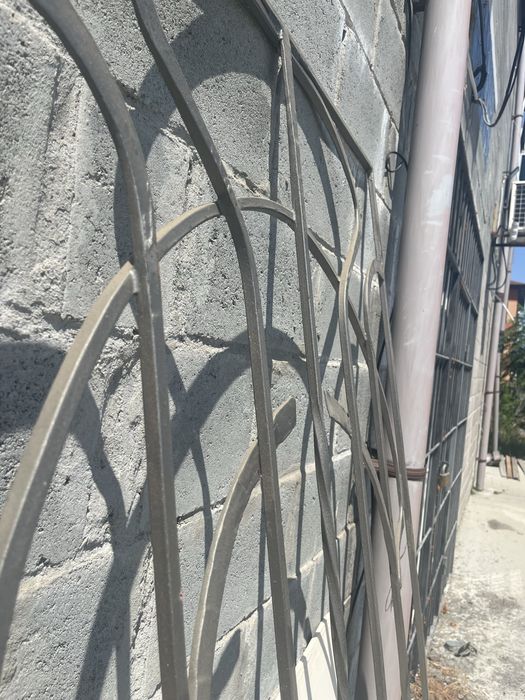Кованная решетка  для  оконных витражей