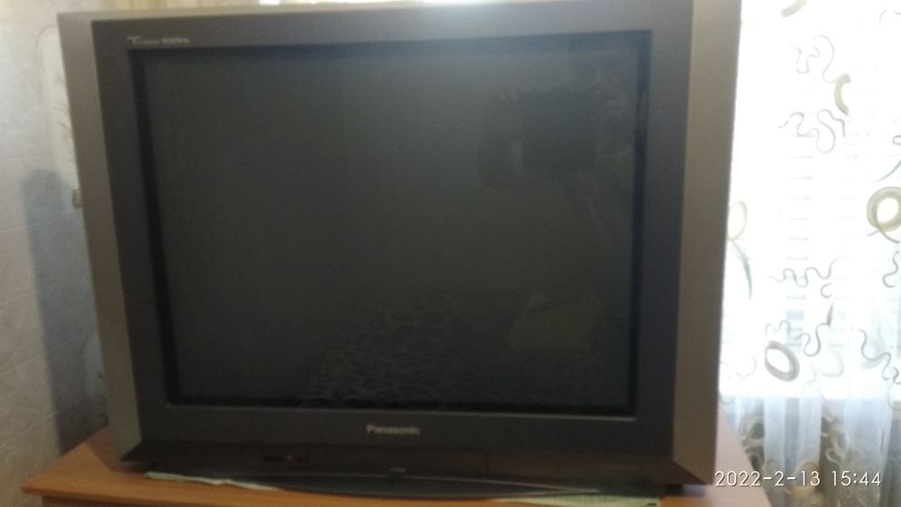 Телевизор 100 Hz Panasonic плоский экран