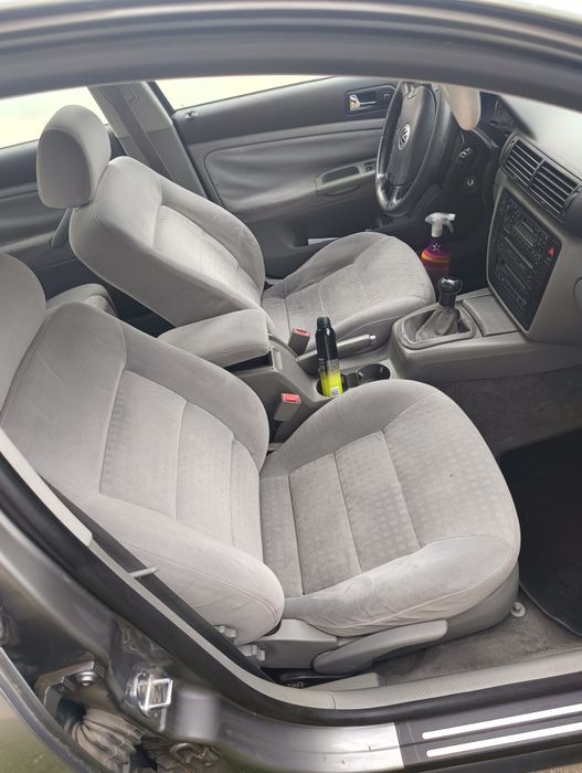 Passat B5 fl sedan 1.9 .130 HP