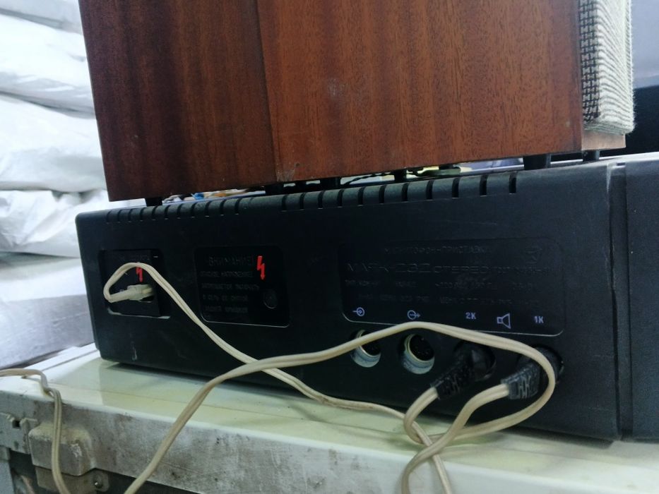Магнитофон Маяк.