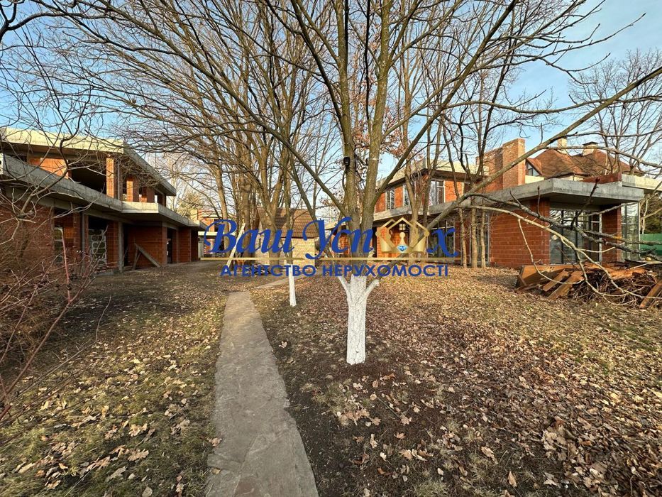 Продажа коттеджного городка с выходом на реку. Конча-Заспа