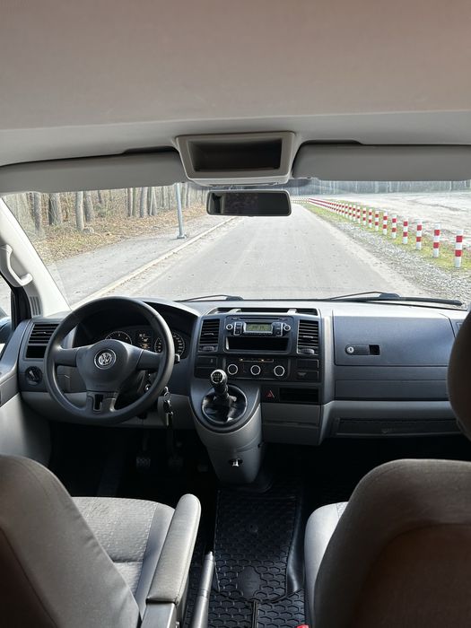 VW T5 Caravelle lift 8os.