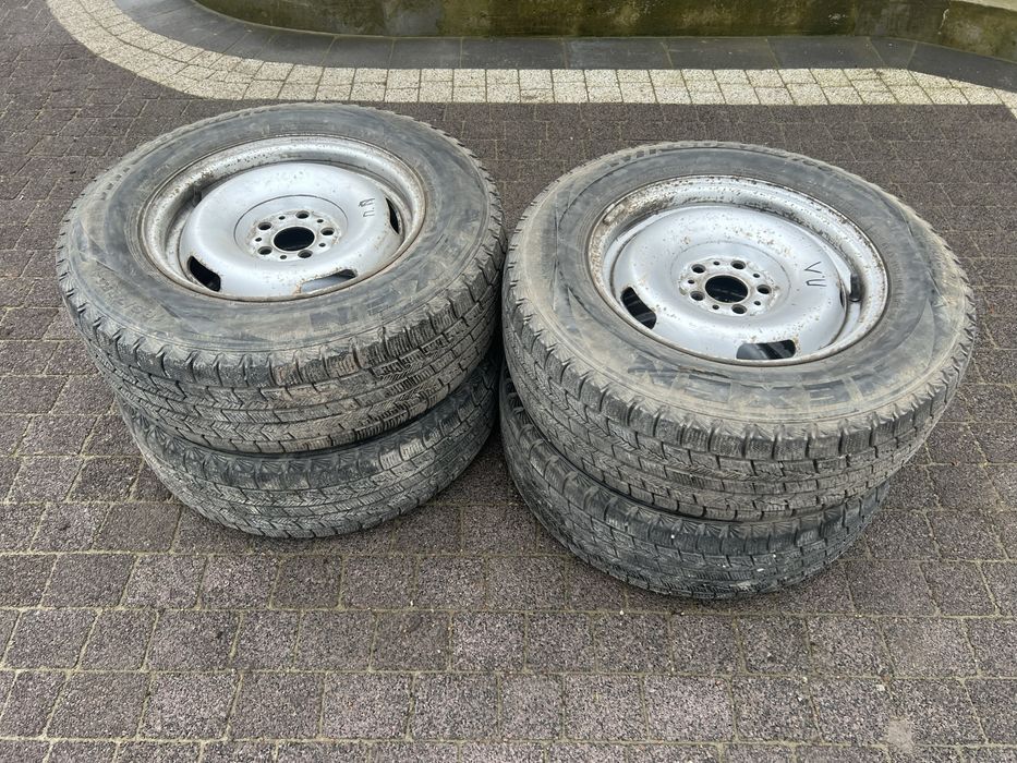 195/70/14 автошини з дисками