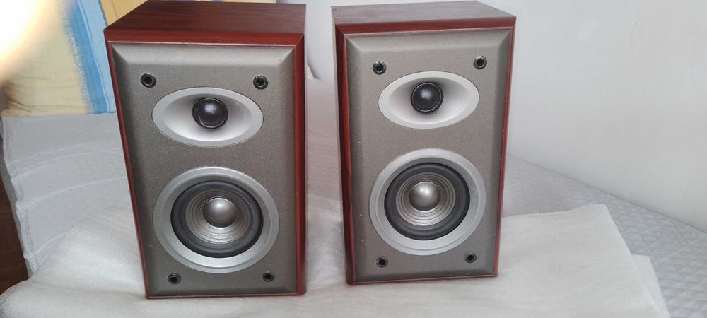 kolumny M audio HTS-800S znakomite monitory.