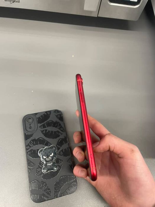 Айфон xr 64гб.