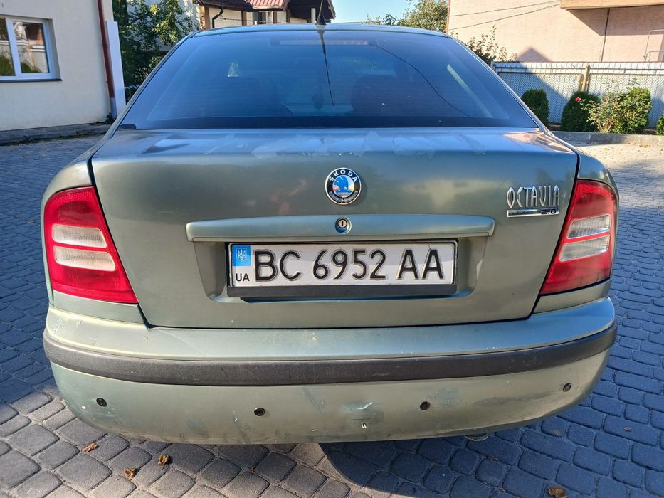 Skoda Octavia Tour 2.0i 2003