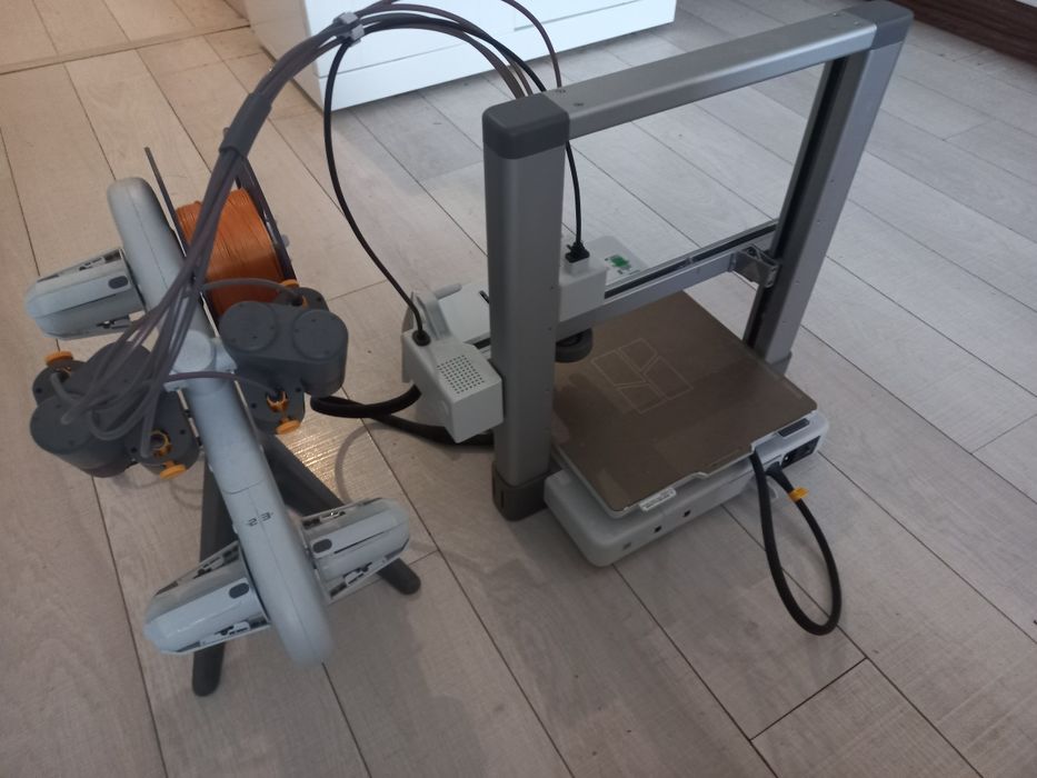 Drukarka 3D bambu lab A1 combo  AMS