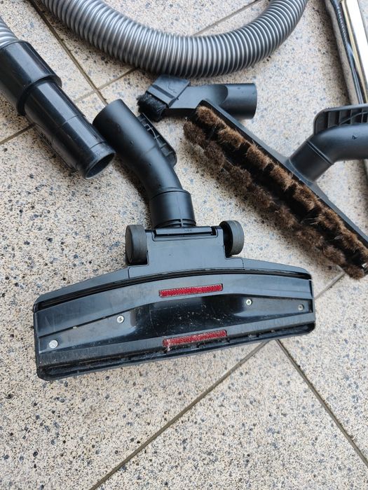 Aspirador Bosch sem saco