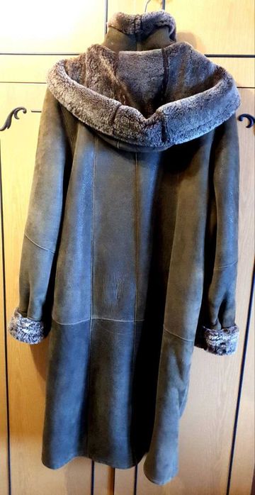 Продам дубленку жіночу.