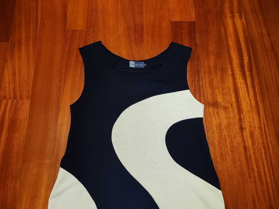 Vestido da marca Analogia. Novo.