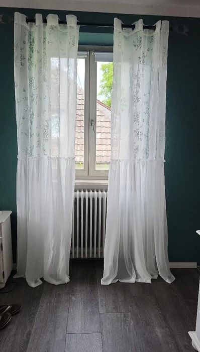 Dwie piękne firanki z falbanami 140x240 nowe