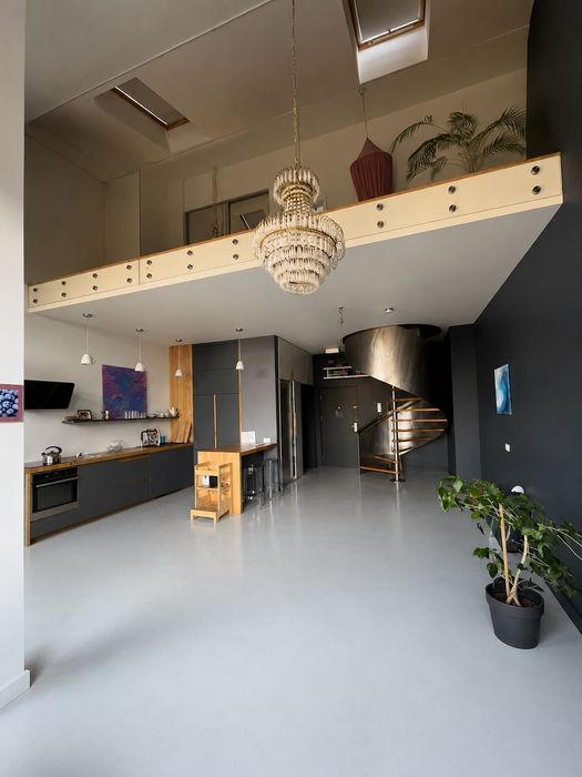 Unique 3levels apartment in Warzelnia complex. Cleaning possible