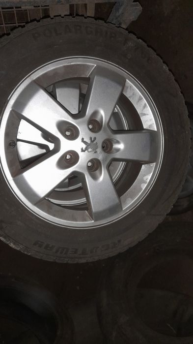 Koła  16"peugeot 407 zimowki