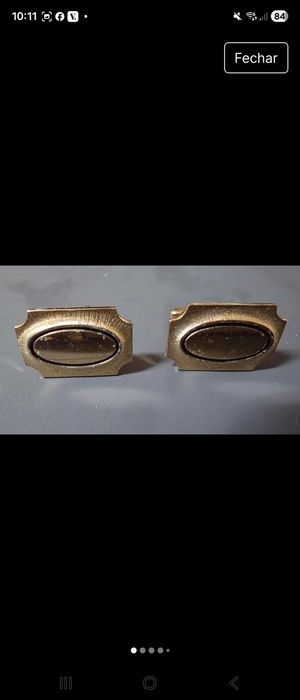 Botões de punho e alfinetes gravata