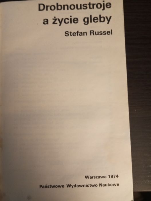 Drobnoustroje a życie gleby