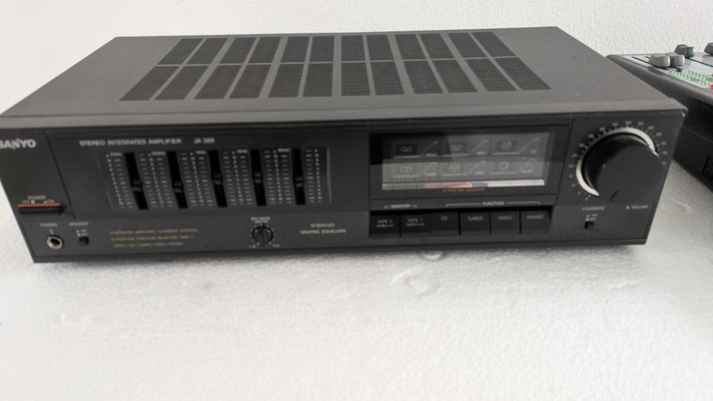 Amplificador de som Sanyo JA388