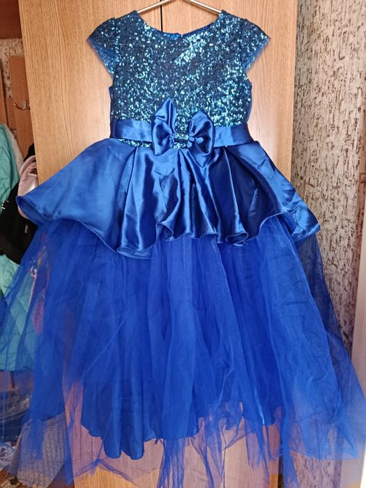 Бальне плаття для дівчинки