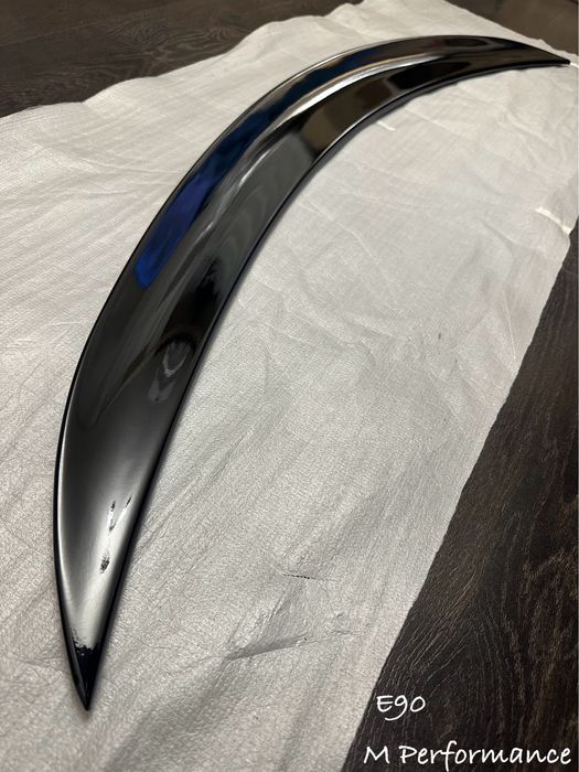 Спойлер BMW e90 M Performance стиль