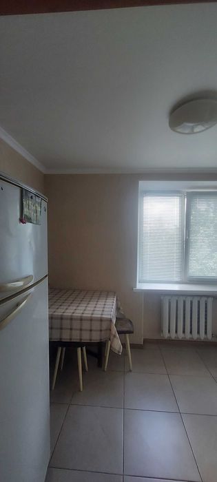 Здається подобово однокімнатна квартира у Глевасі