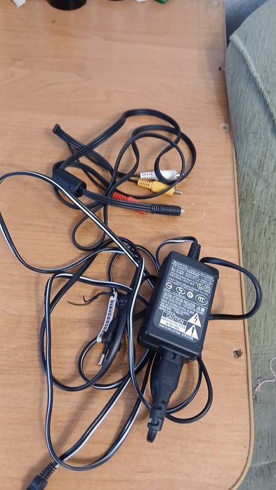 Відеокамера Handycam  SONY DCR DVD 109 E