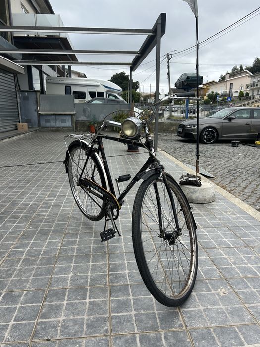 Bicicleta Ye Ye , pasteleira