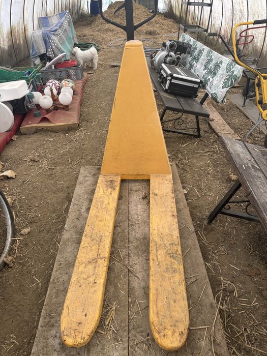 Paleciak do 1000 kg rezerwacja