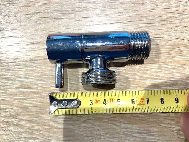 Zawór kątowy ceramiczny 1/2' x 3/4' Fluvius