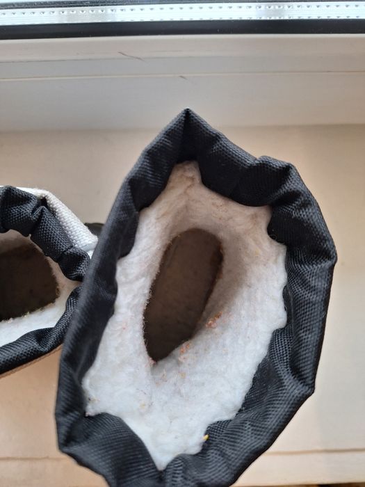 Теплі дитячі чоботи на вовні (розмір 20-21)