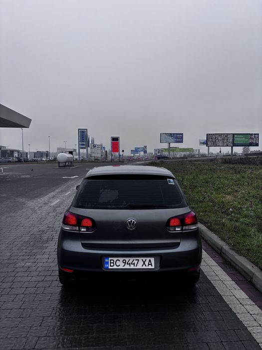 Volkswagen Golf 6 2011 1.6 Бензин