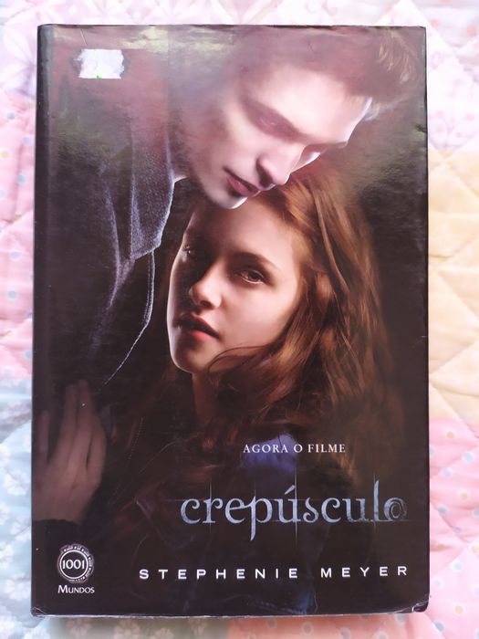 Livros da saga "Crepúsculo" de Stephenie Meyer