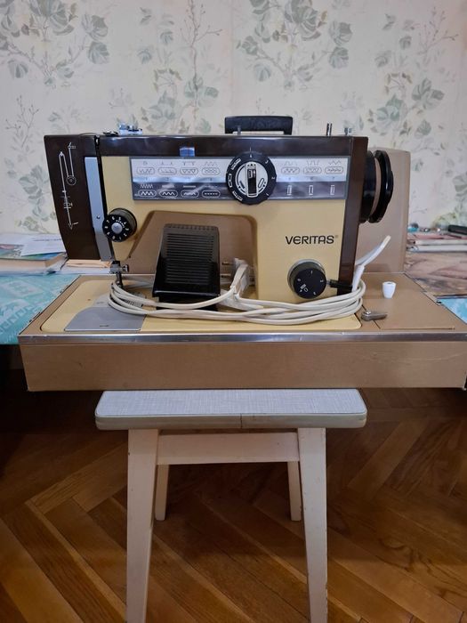Продам швейную машинку Веритас