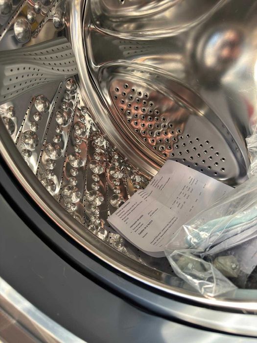 Hisense WFQP8014EVMT lavar a vapor, 8 kg, porta XL, Inox, Classe A