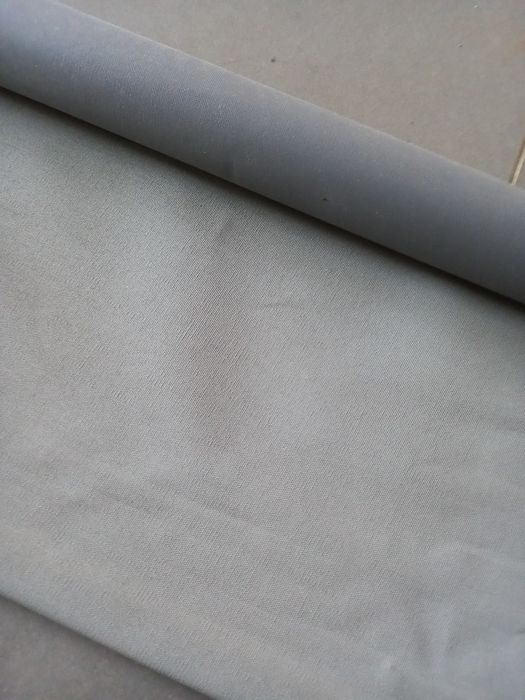 Estore de rolo blackout cinzento