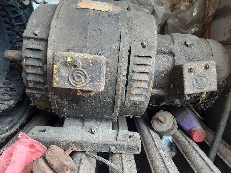 Генератор синхронный 4,5 кВА (3,6 кВт) трехфазный БМЗ-4,5.