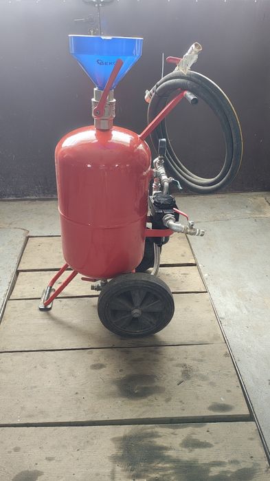 Piaskarka syfonowa 60 L