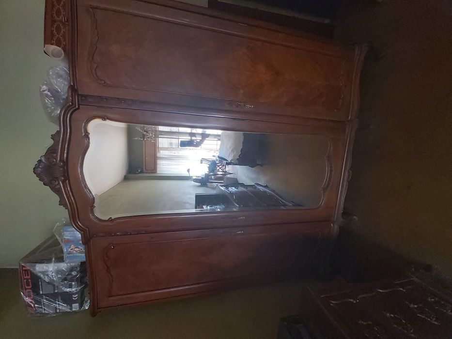 Quarto Casal em Mogno "Queen Anne Rico" Completo