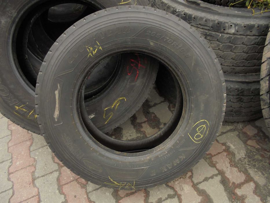 Opona 265/70R19.5 Goodyear KMAX D (550netto)